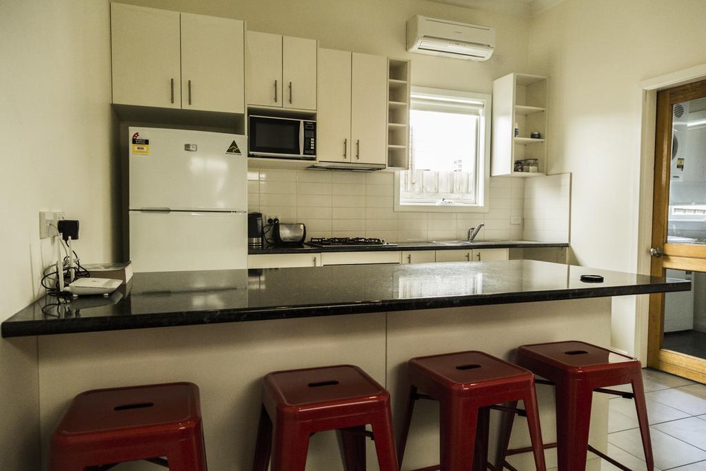 Simmers Serviced Apartments Williamstown Værelse billede